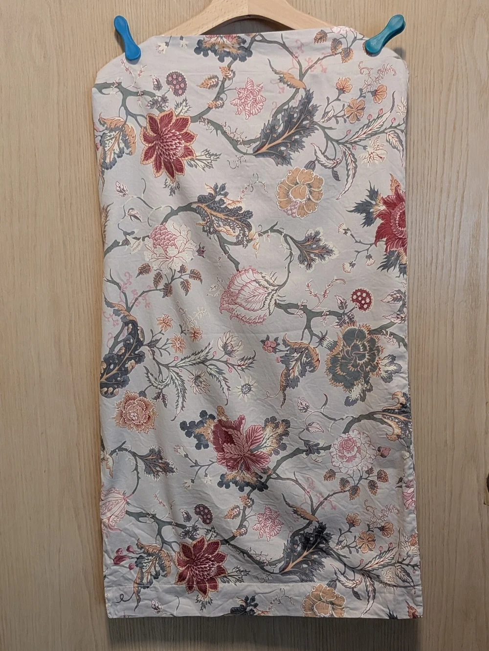 IKEA NÄSSELKLOCKA Floral Pillowcases, Set of 2